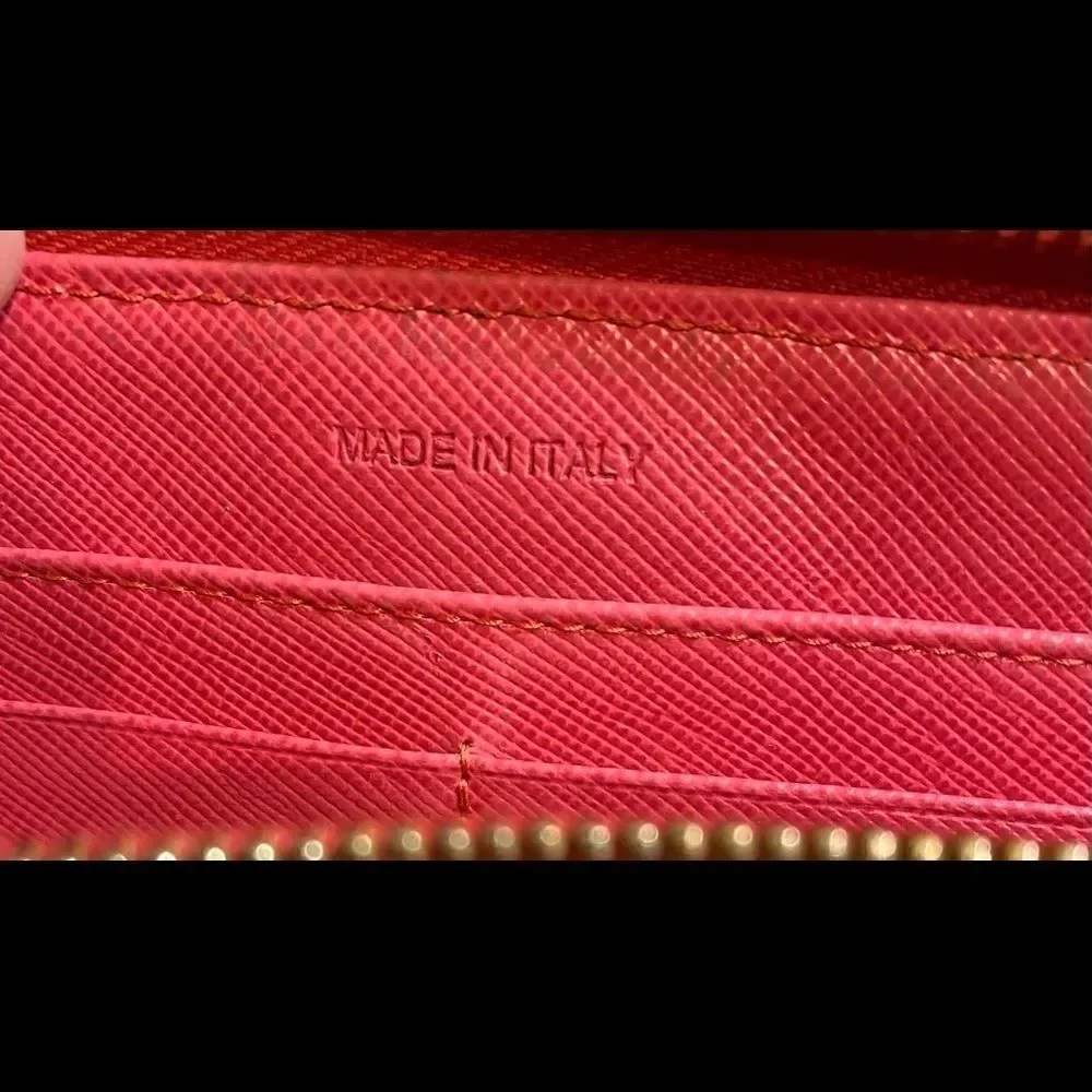 Authentic Prada Saffiano Zippy Wallet